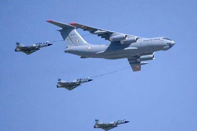 乌克兰向中国出售“废铁”加油机净赚4000万没想到我国挣更多(图10)