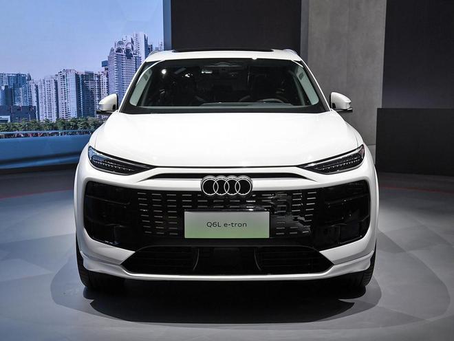 当百年奥迪遇上华为智驾Q6L e-tron新豪华价值几何？(图2)