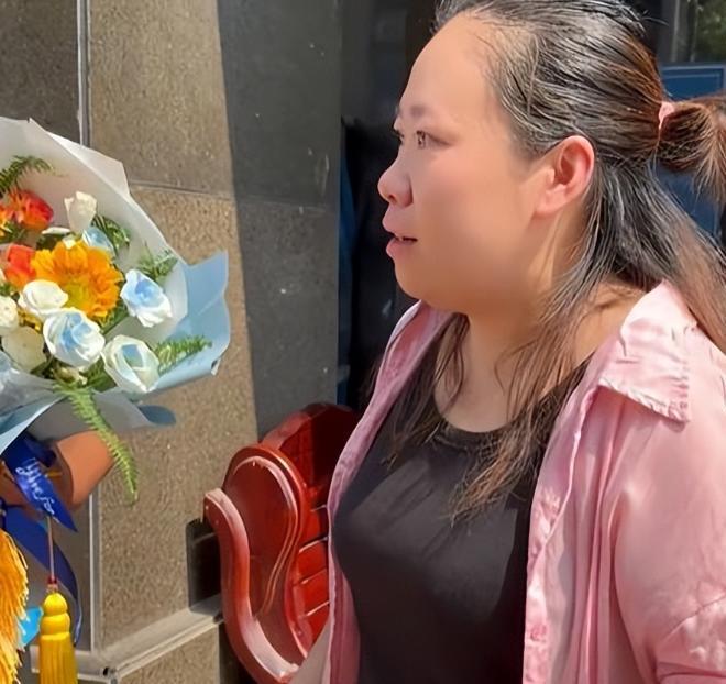 女子困冷库被救当场认亲、送恩人股份网友质疑炒作本人回应(图10)