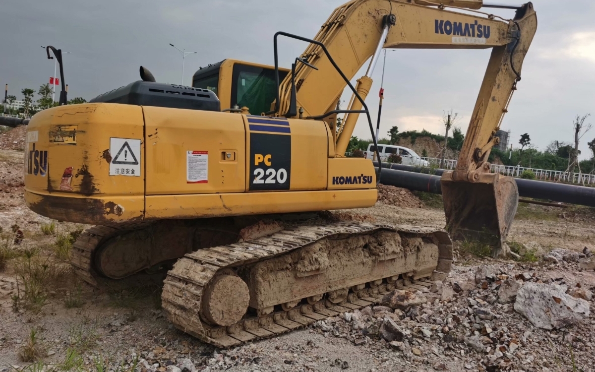 全球与中国联网紧凑型挖掘机市场发展态势及投资应用分析报告2025-2031年(图1)