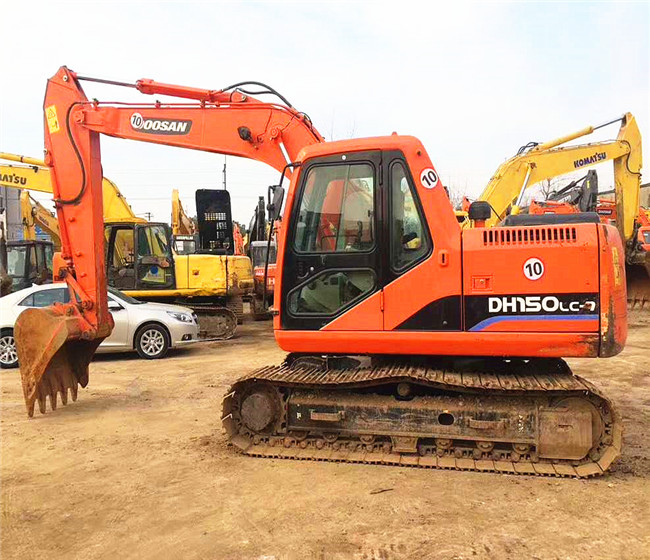 “钻”在一线的内行处长(图1)