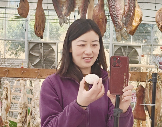 宜昌代表带着“民意清单”赴两会(图4)