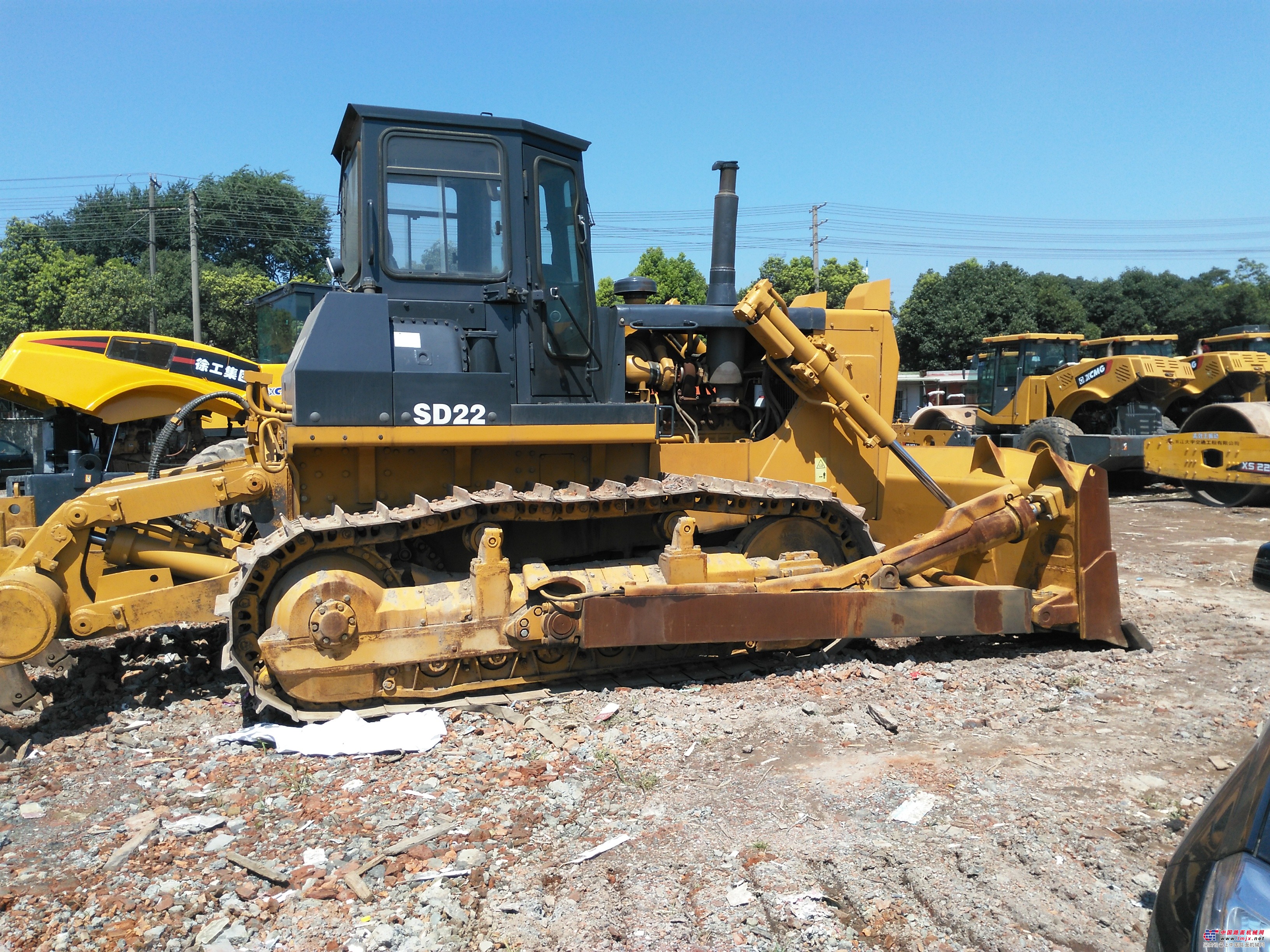 进口二手挖掘机清关详细流程-瀚而普外贸代理公司(图1)