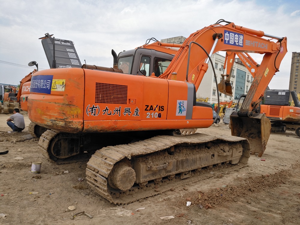 日立350二手挖掘机现货了低价出售手续齐全全国包送(图1)