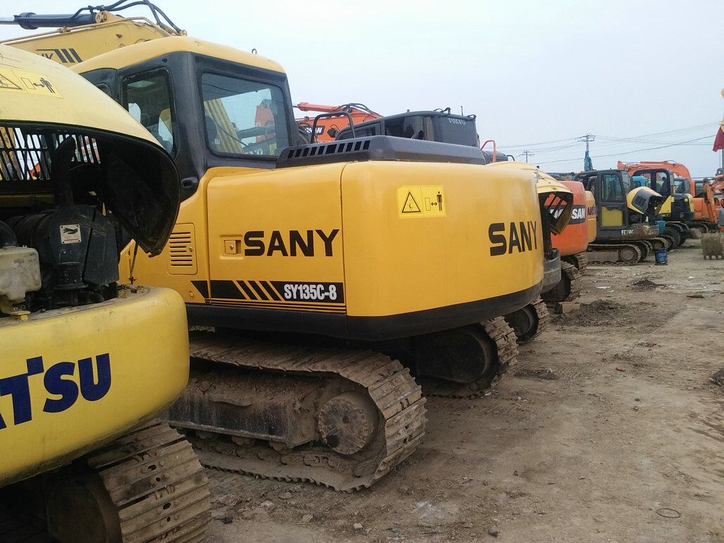 委员通道｜谭浩然：二手工程机械设备出海“堰塞湖”变出海“新航道”(图1)