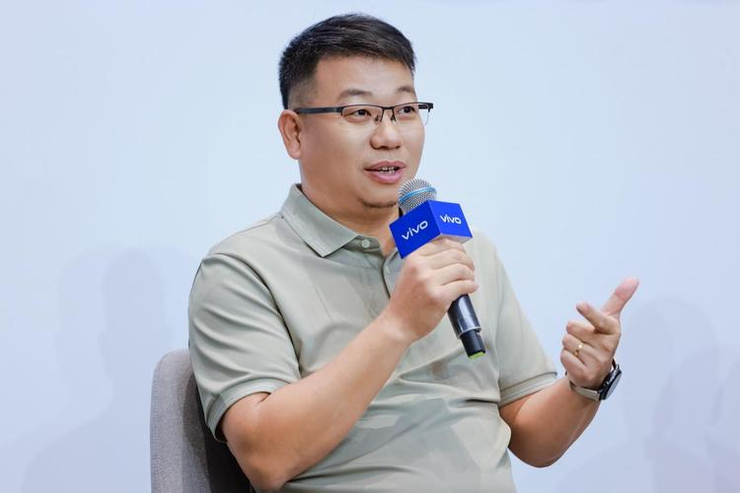 碰瓷！某企拿专利5天向宇树科技索赔8000万最高法怒批；刘强东拟花50亿进入游艇行业要让普通人也能买得起；小米起诉自媒体获赔500万元(图2)