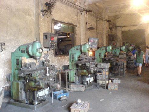 废品站连夜涨价这种废铁身价暴涨470%家里有的千万别扔(图1)