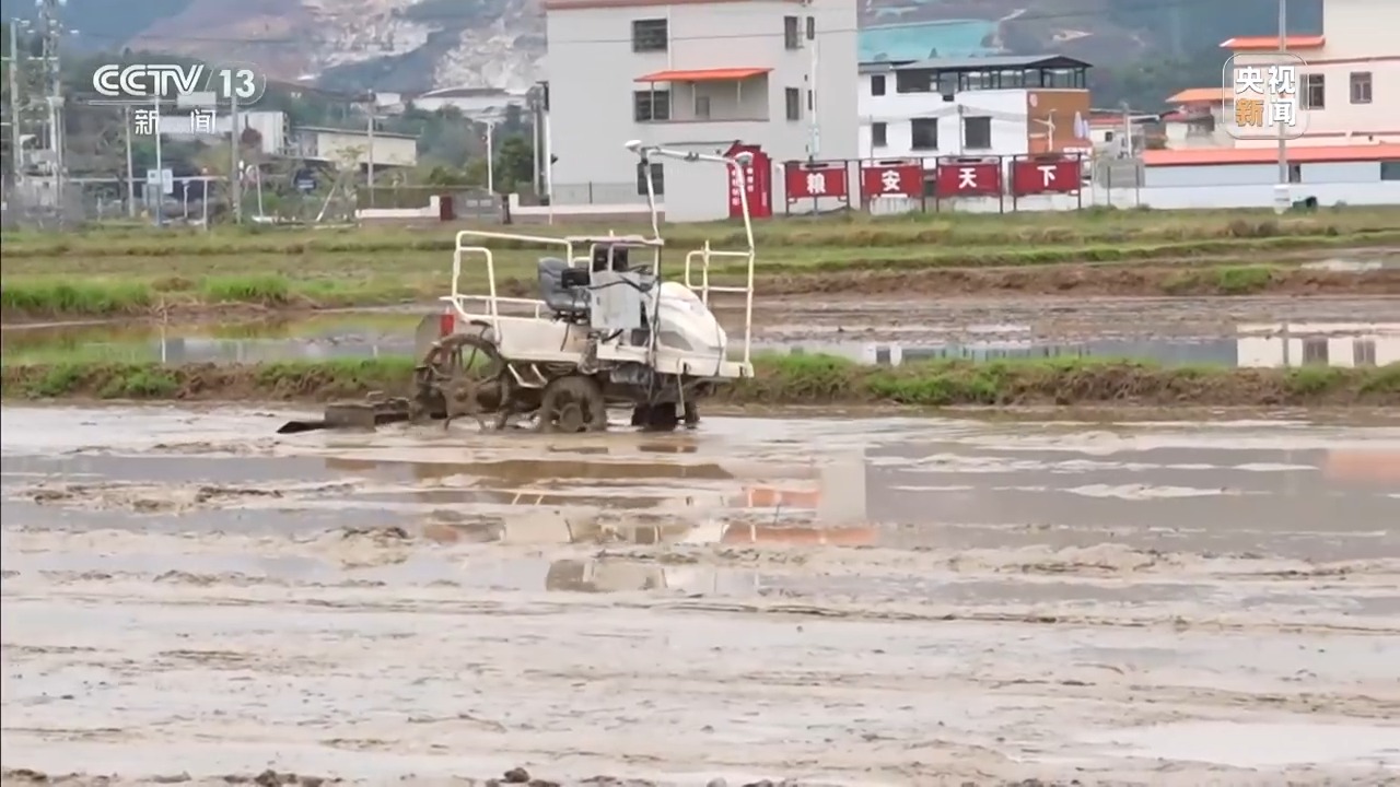 焦点访谈丨科技赋能春耕 从自动到自主 中国农业迈向智慧时代(图16)