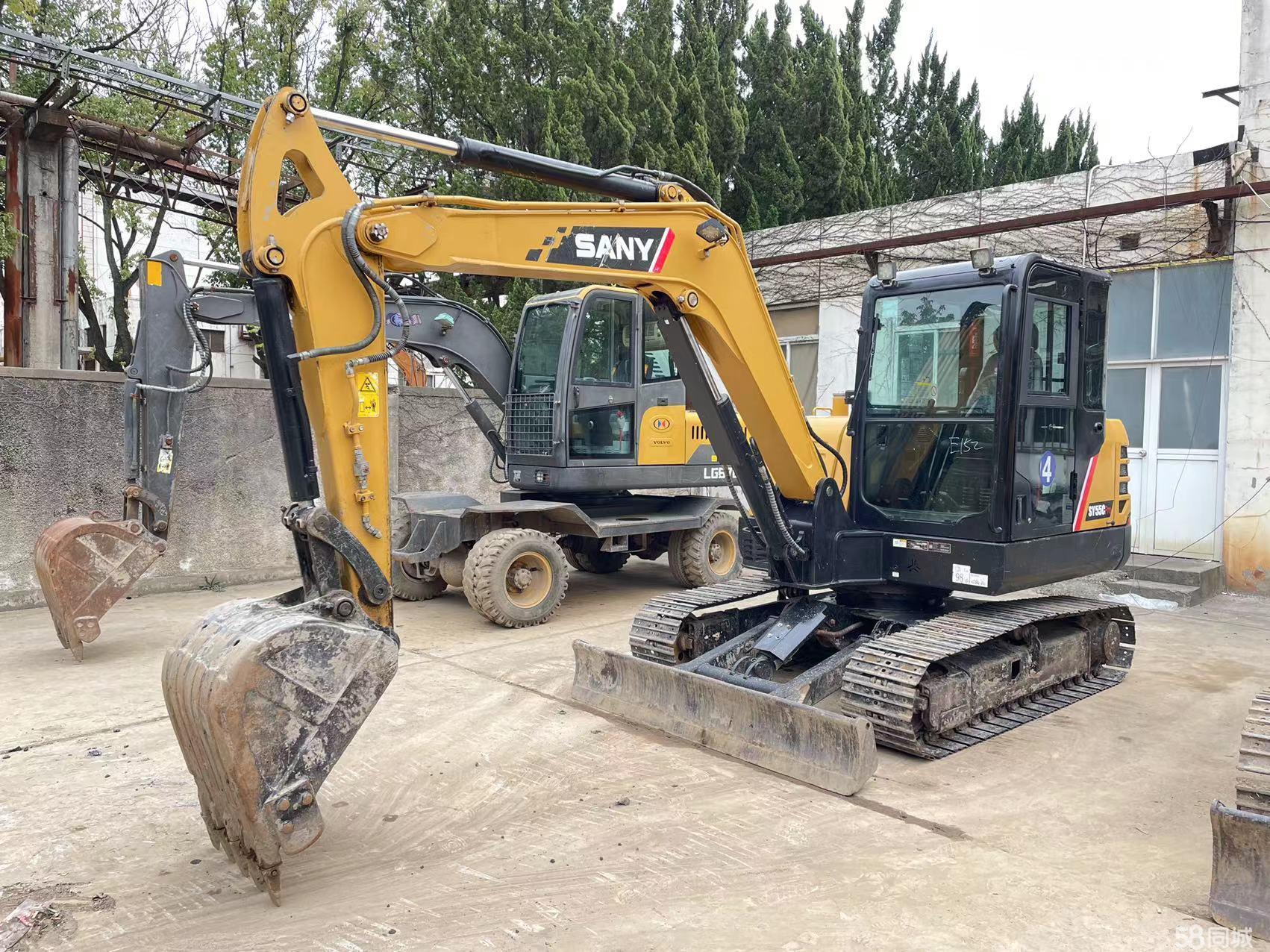 高品质二手挖掘机(图1)