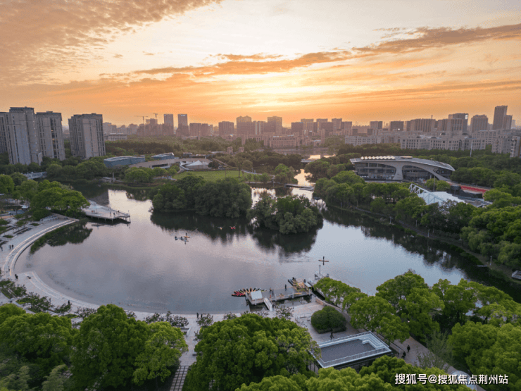 保利珺园官方售楼处电话(保利珺园)官方网站-营销中心欢迎您-楼盘详情最新价格-户型图-容积率@2026424售楼处(图2)